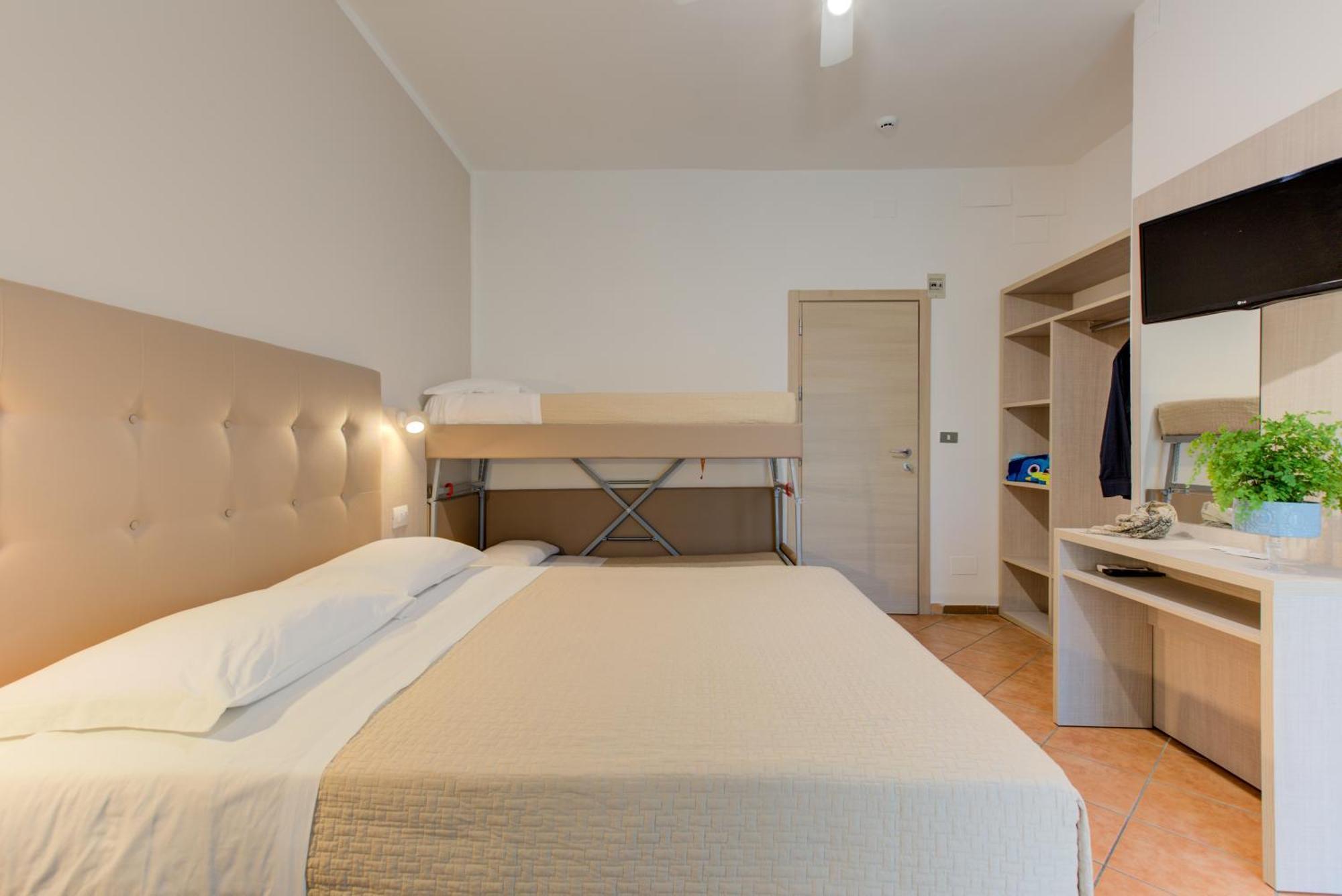 Hotel Cimarosa リッチョーネ 部屋 写真